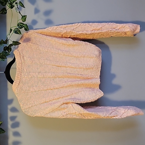 Urban Outfitters Glamorous Cropped cable knit sweater - Picture 5 of 7